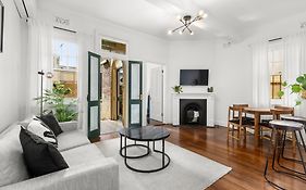 Perfect 2Br Harbour View Apartment